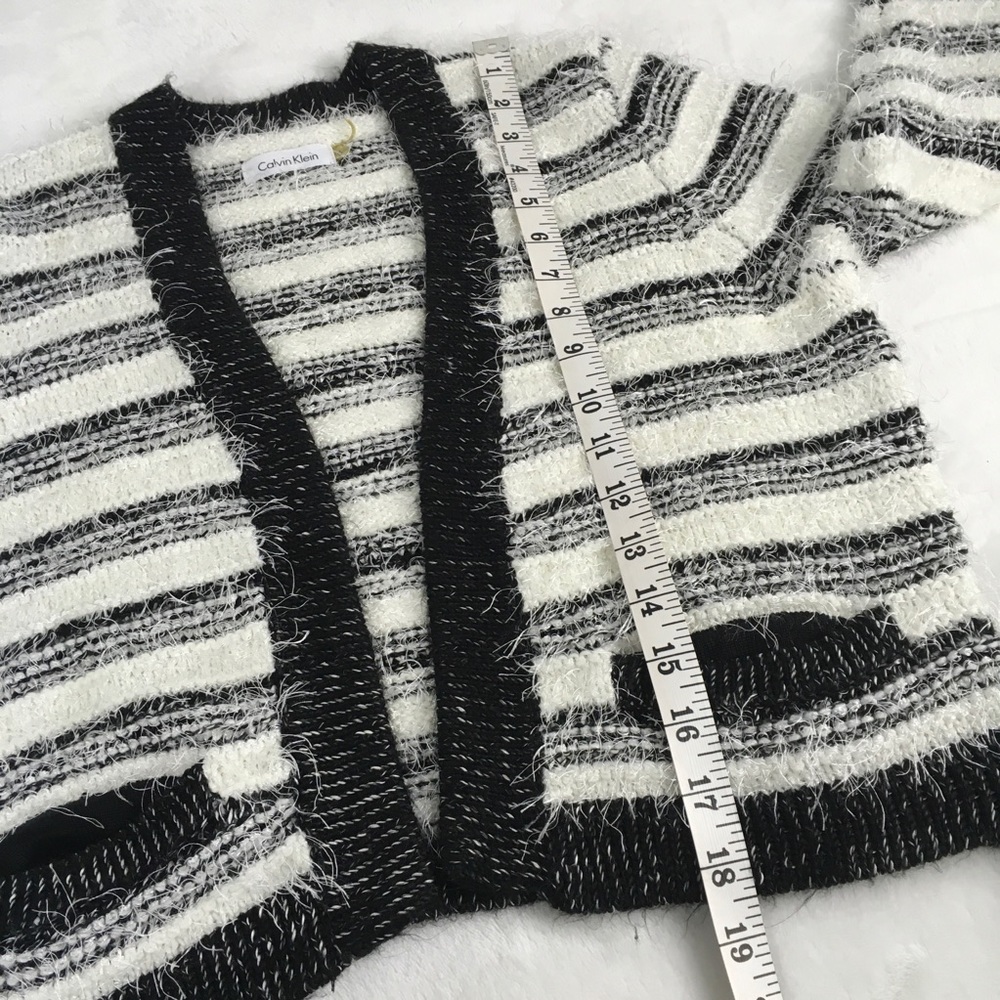Calvin Klein Fuzzy Hairy Crop Cardigan Striped - Picture 7 of 8